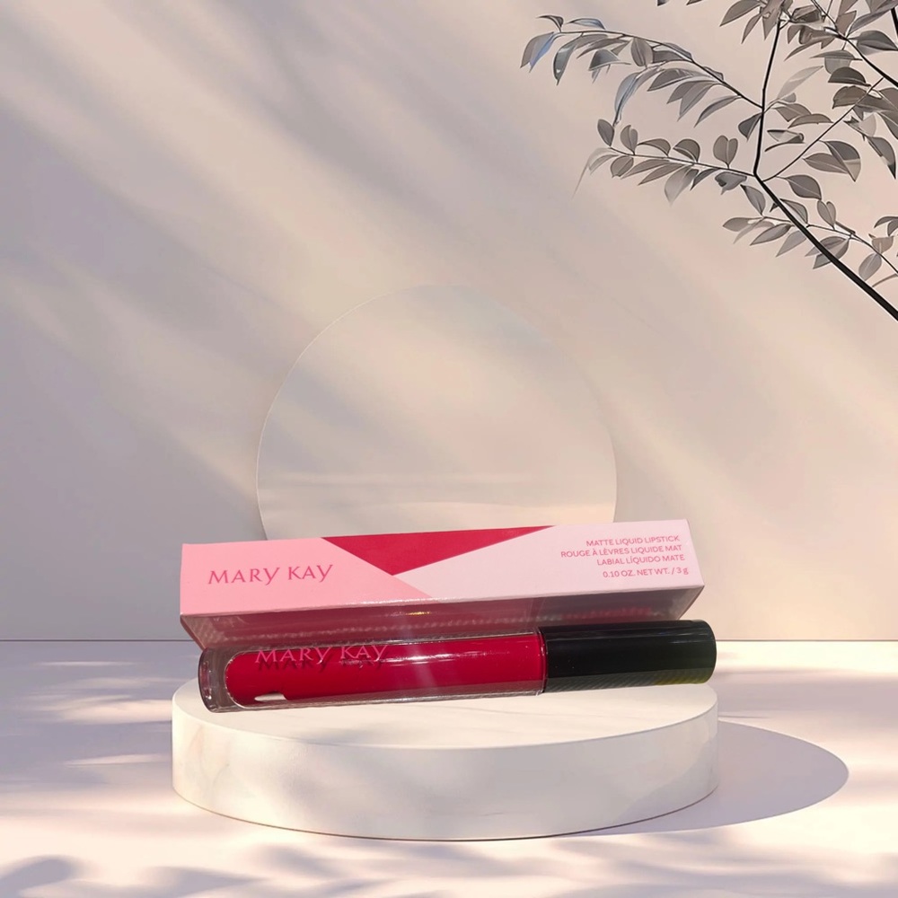 Mary Kay Matte Liquid Lipstick - Classic Red